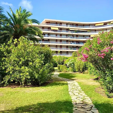 Grand Lumineux Avec Jardin *